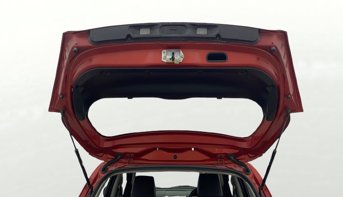 2014 Maruti Swift ZXI, Petrol, Manual, 82,540 km, Boot Door Open