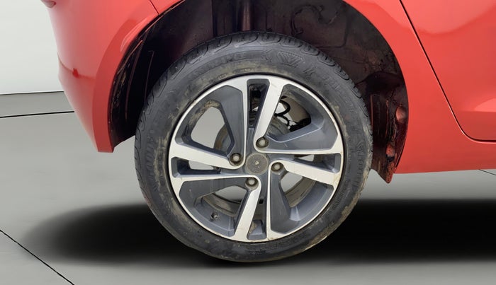 2021 Tata ALTROZ XZ DIESEL, Diesel, Manual, 66,835 km, Right Rear Wheel