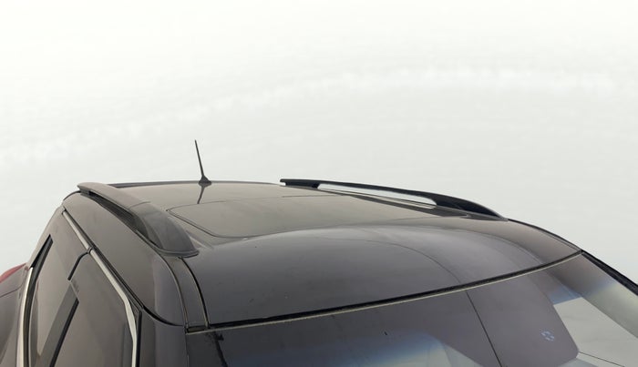 2021 Mahindra XUV300 W8 (O) 1.2 PETROL, Petrol, Manual, 82,584 km, Roof