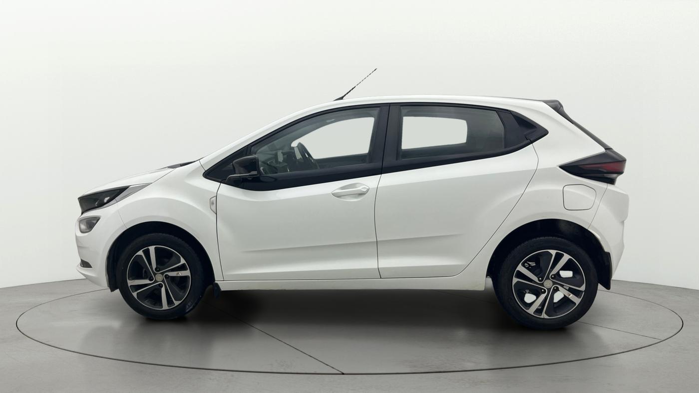 2020 Tata ALTROZ XZ PETROL, Petrol, Manual, 15,344 km, Left Side