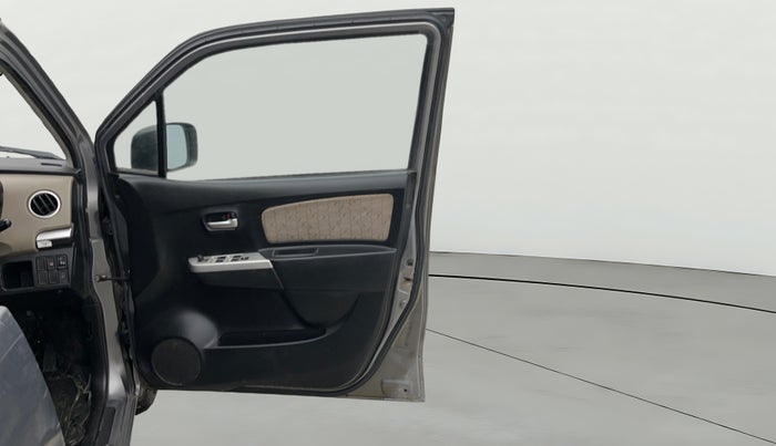 2016 Maruti Wagon R 1.0 VXI, Petrol, Manual, 69,991 km, RHS Front Door