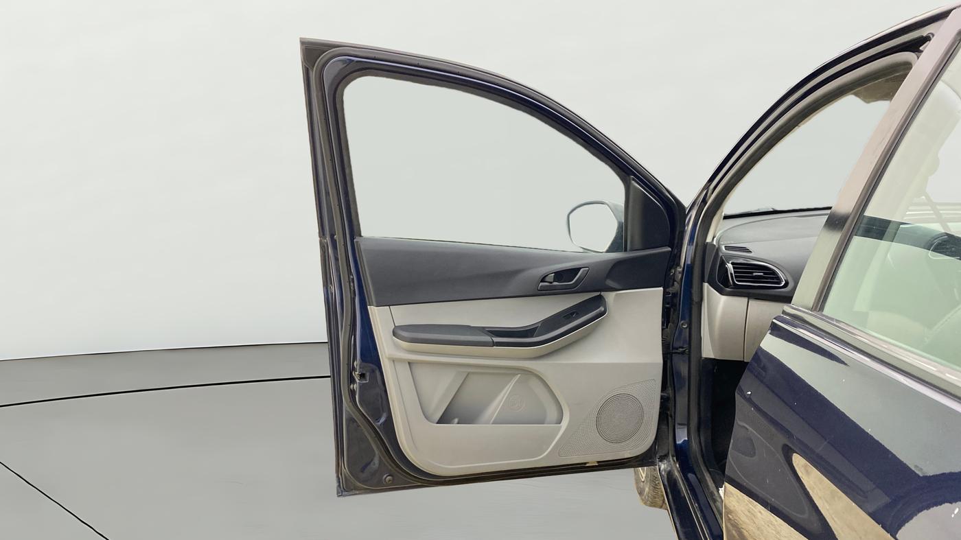 2023 Tata Tiago XT PETROL, Petrol, Manual, 29,438 km, LHS Front Door