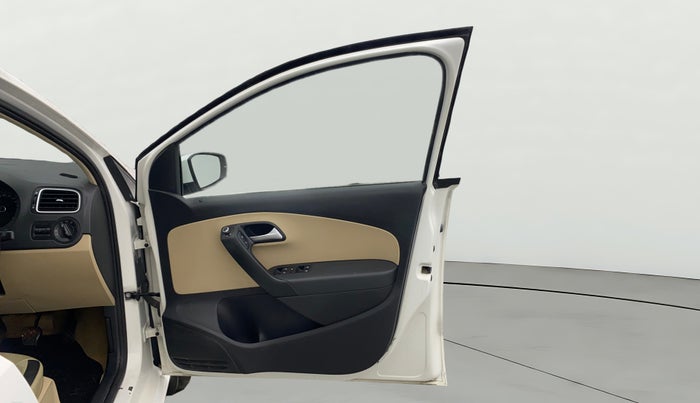 2018 Volkswagen Ameo HIGHLINE PLUS 1.0L 16 ALLOY, Petrol, Manual, 61,244 km, RHS Front Door