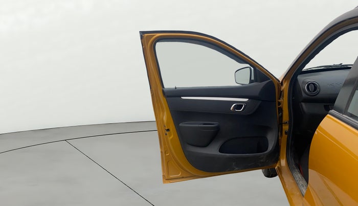 2022 Renault Kwid CLIMBER MT 1.0, Petrol, Manual, 14,492 km, LHS Front Door