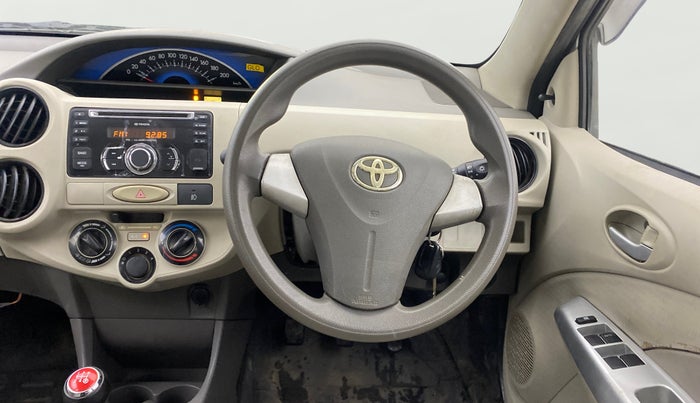 2013 Toyota Etios G, Petrol, Manual, 90,986 km, Steering Wheel Close Up