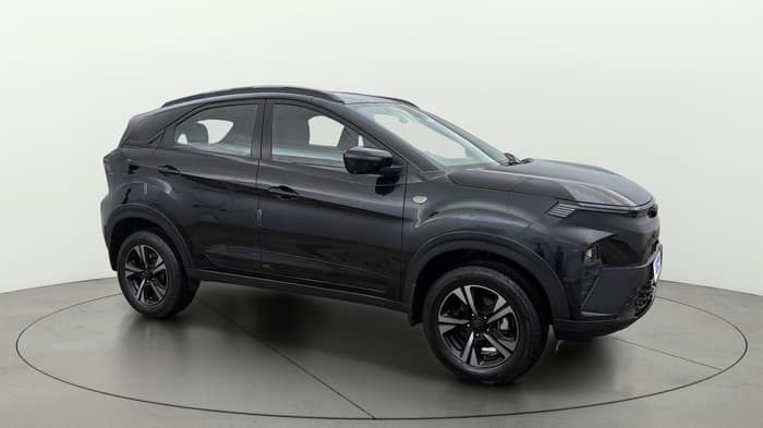 2025 Tata NEXON Creative Plus S 1.2 Revotron 6MT Dark Edition, Petrol, Manual, 7,318 km, Right Front Diagonal