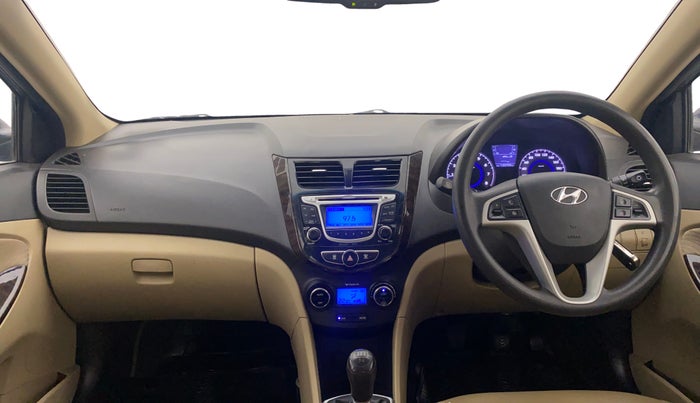 2013 Hyundai Verna FLUIDIC 1.6 VTVT SX, Petrol, Manual, 1,35,690 km, Dashboard