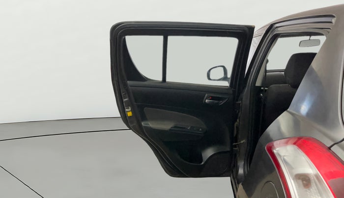 2014 Maruti Swift VXI, Petrol, Manual, 1,11,377 km, LHS Rear Door