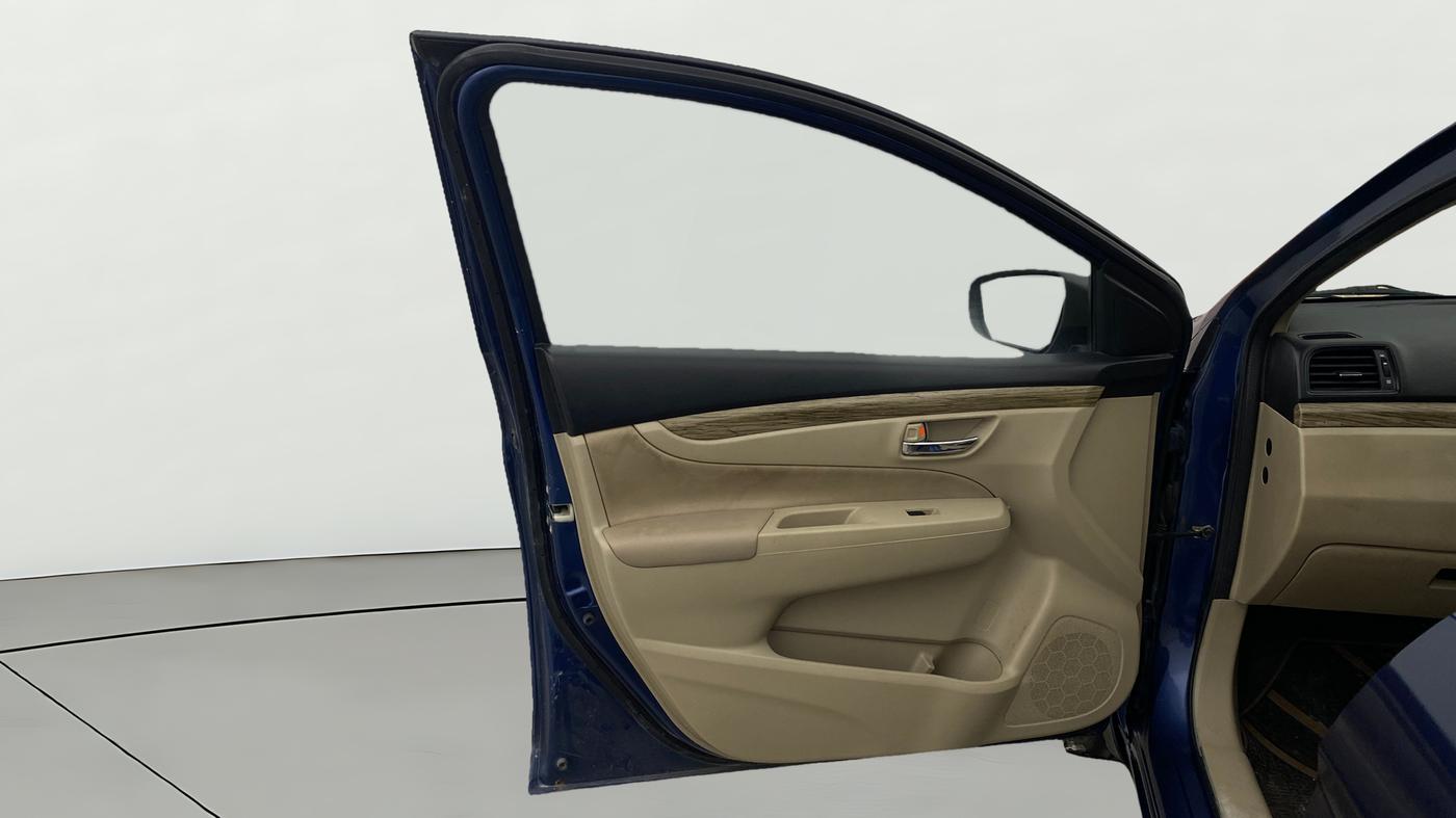 2021 Maruti Ciaz SIGMA 1.5 SHVS MT  PETROL, Petrol, Manual, 1,00,250 km, LHS Front Door