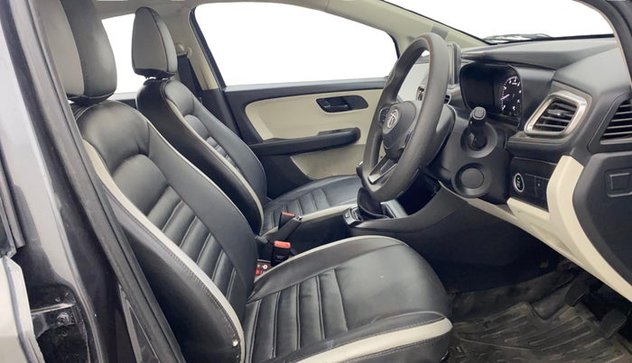 2021 Tata ALTROZ XT PETROL, Petrol, Manual, 23,705 km, Right Side Front Door Cabin