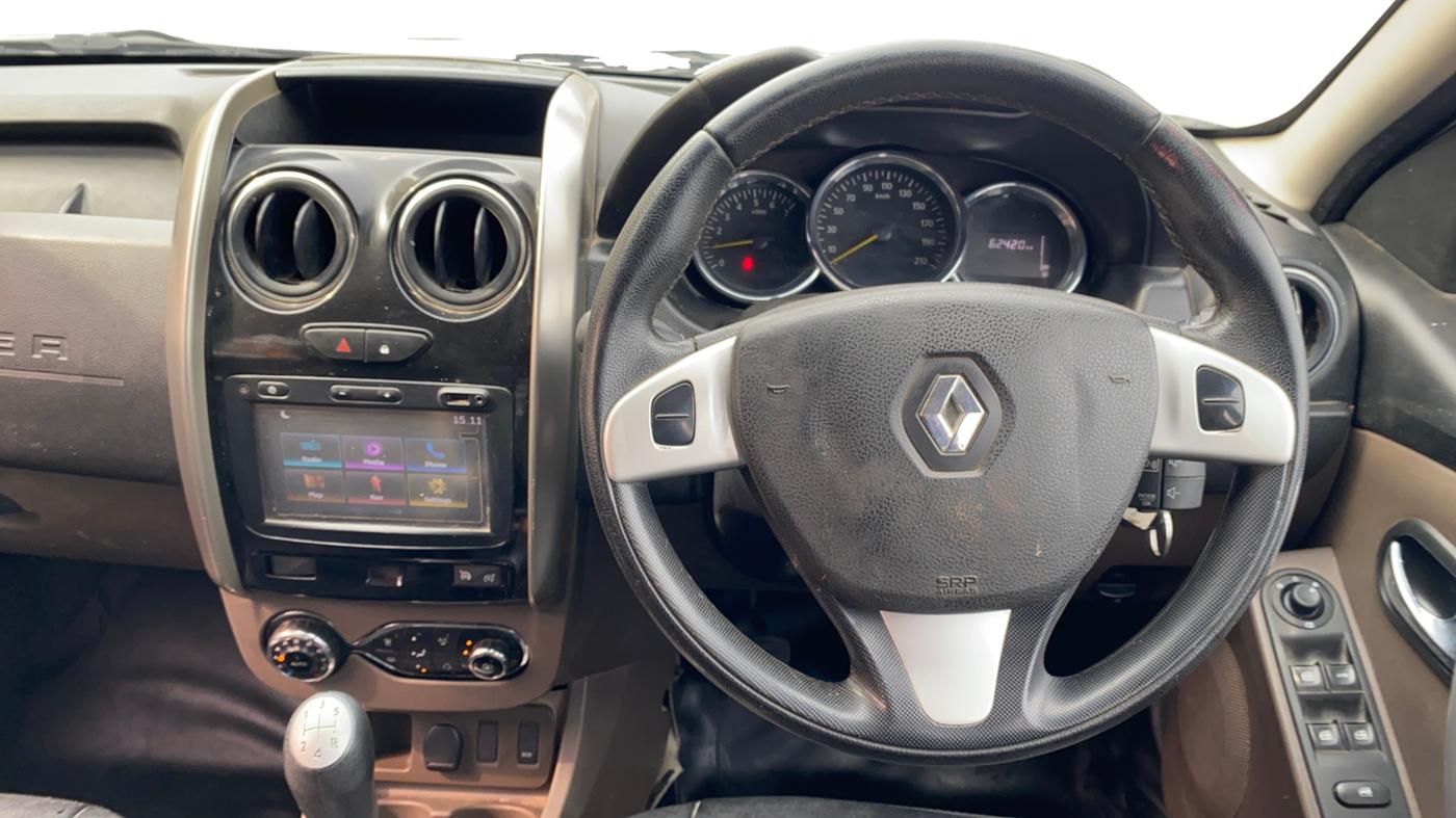 2018 Renault Duster 85 PS RXZ DIESEL, Diesel, Manual, 62,411 km, Steering Wheel Close Up