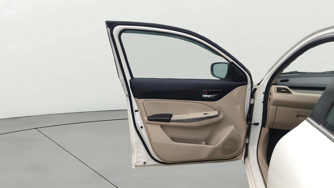 2024 Maruti Dzire ZXI CNG, CNG, Manual, 26,588 km, LHS Front Door