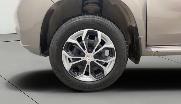 2018 Nissan Terrano XL (P), Petrol, Manual, 56,755 km, Left Front Wheel