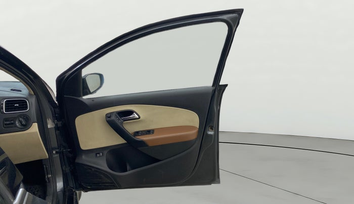 2019 Skoda Rapid AMBITION 1.5 TDI, Diesel, Manual, 1,27,783 km, RHS Front Door