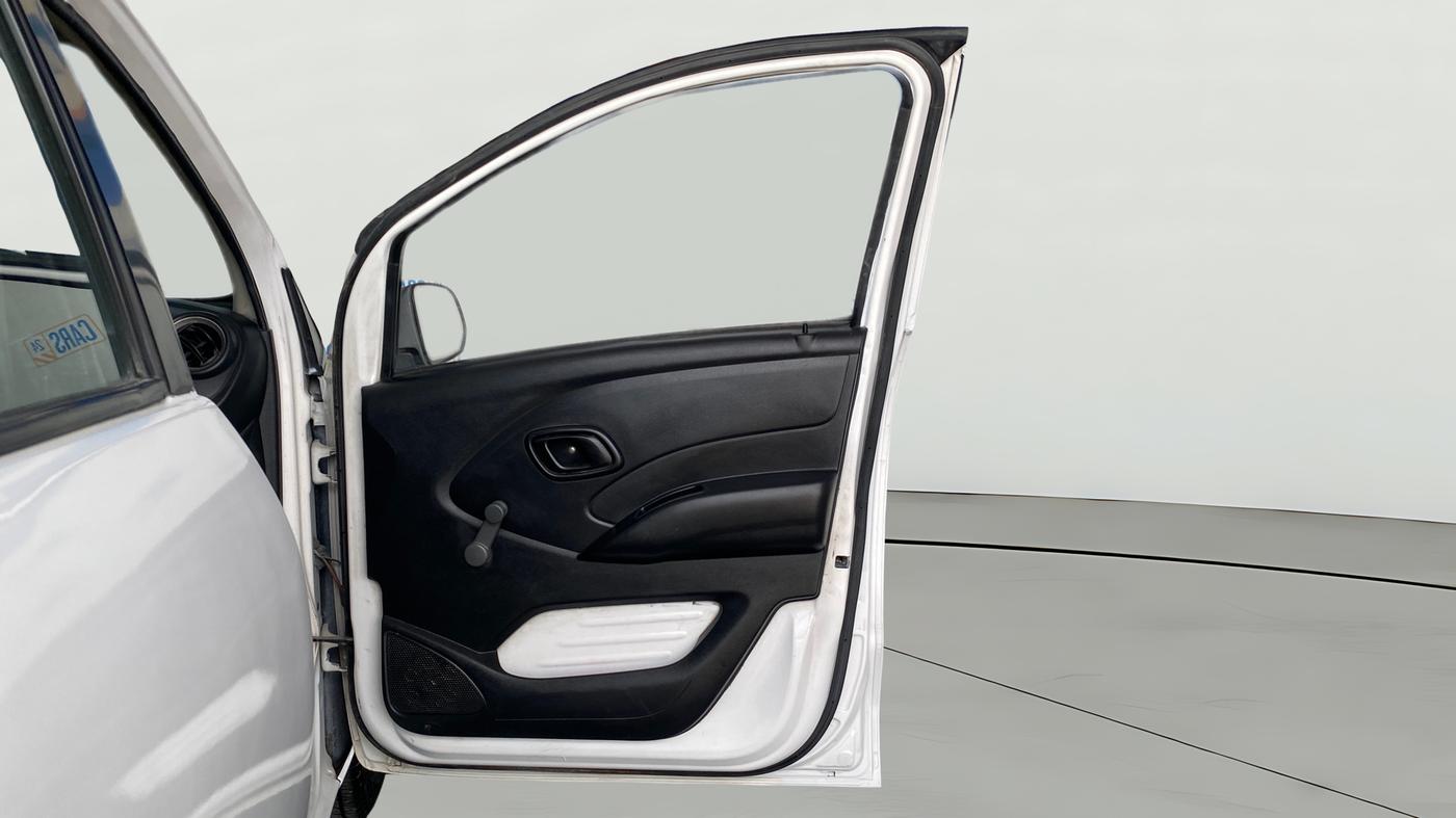 2018 Datsun Redi Go A, Petrol, Manual, 59,981 km, RHS Front Door