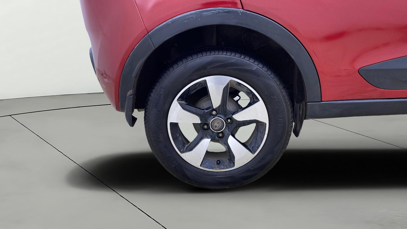 2018 Tata NEXON XZ PLUS PETROL, Petrol, Manual, 47,216 km, Right Rear Wheel