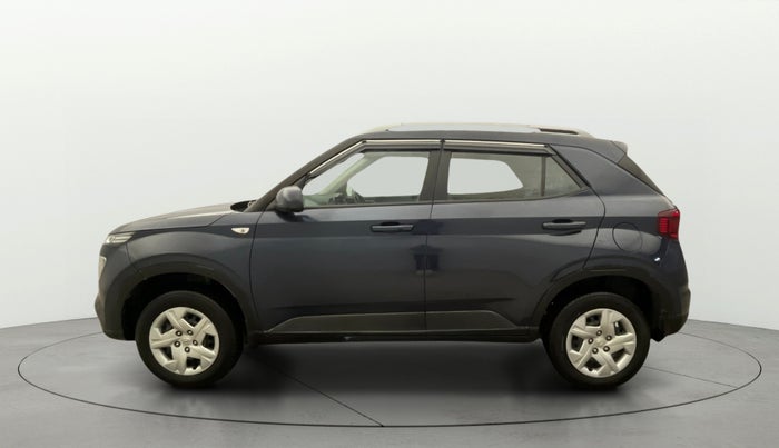 2022 Hyundai VENUE S 1.2, Petrol, Manual, 28,731 km, Left Side