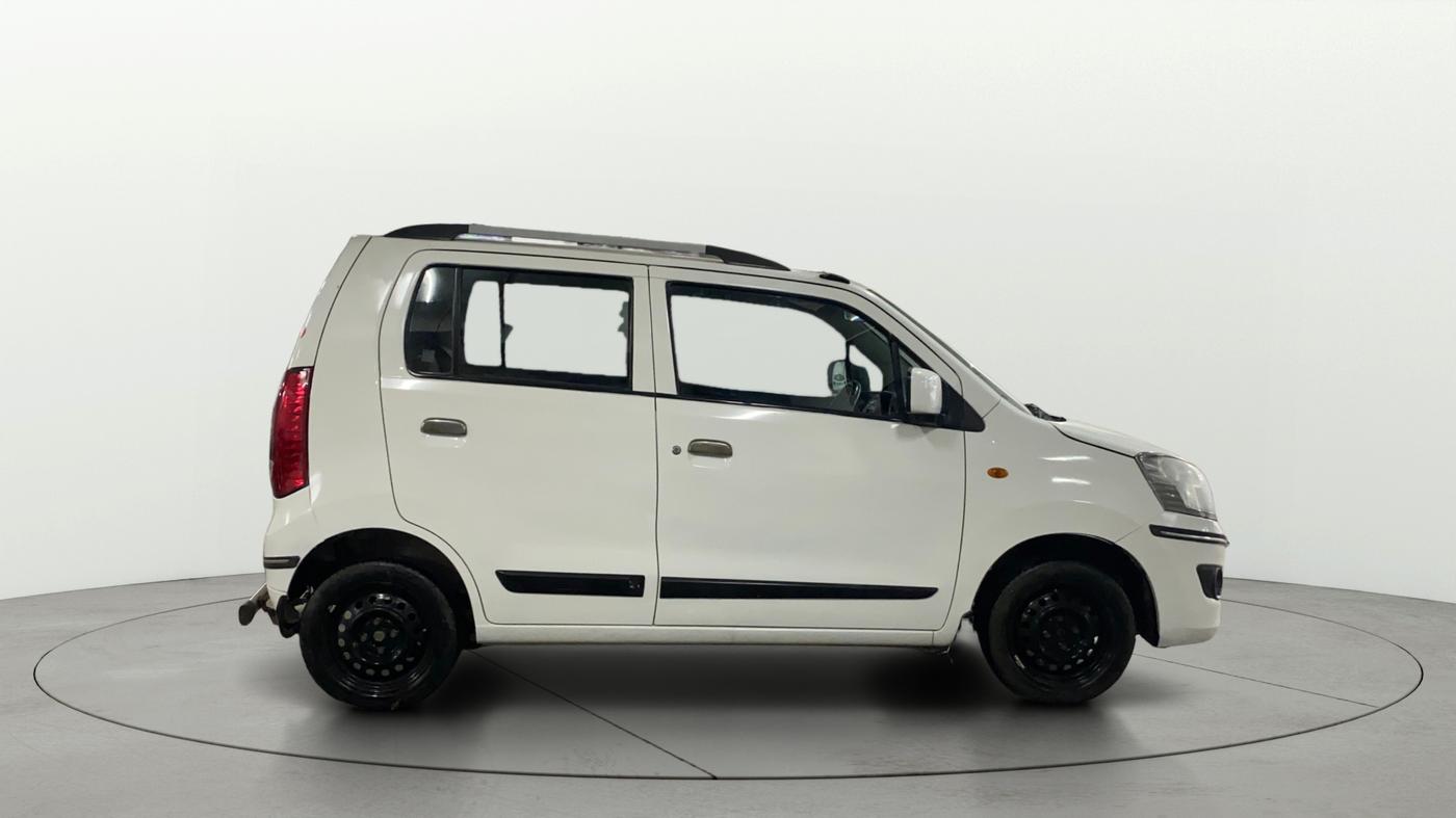 2017 Maruti Wagon R 1.0 VXI, Petrol, Manual, 35,461 km, Right Side View