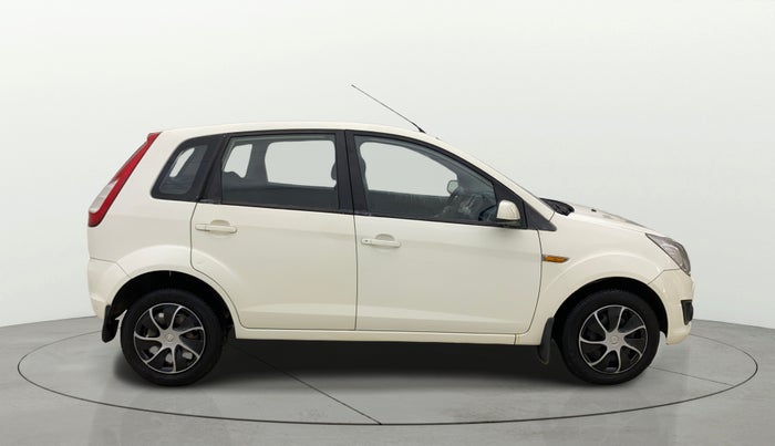 2013 Ford Figo ZXI 1.4 DIESEL, Diesel, Manual, 1,35,833 km, Right Side View