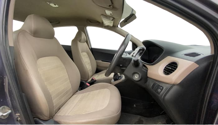 2017 Hyundai Xcent E, Petrol, Manual, 78,562 km, Right Side Front Door Cabin