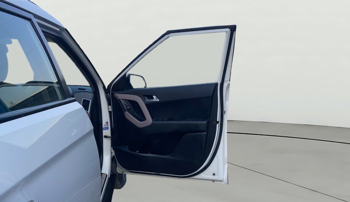 2018 Hyundai Creta SX AT 1.6 PETROL, Petrol, Automatic, 31,014 km, RHS Front Door