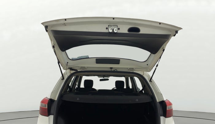 2016 Hyundai Creta SX PLUS 1.6 PETROL, Petrol, Manual, 1,19,371 km, Boot Door Open