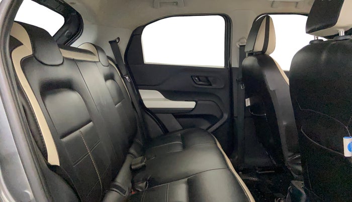 2022 Tata PUNCH ACCOMPLISHED AMT, Petrol, Automatic, 45,582 km, Right Side Rear Door Cabin
