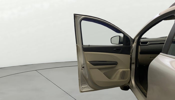 2019 Renault TRIBER RXL MT, Petrol, Manual, 55,622 km, LHS Front Door