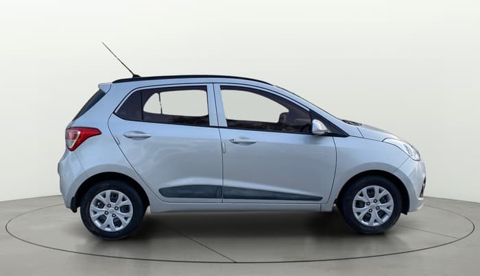 2015 Hyundai Grand i10 SPORTZ 1.1 CRDI, Diesel, Manual, 45,385 km, Right Side View