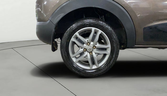 2021 Renault TRIBER RXZ, Petrol, Manual, 32,773 km, Right Rear Wheel