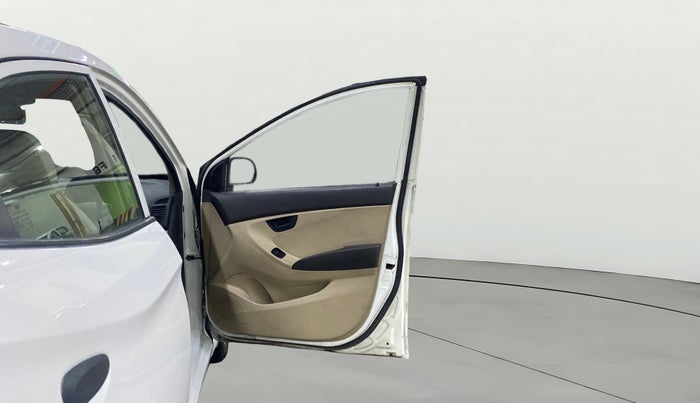 2017 Hyundai Eon ERA +, Petrol, Manual, 32,147 km, RHS Front Door