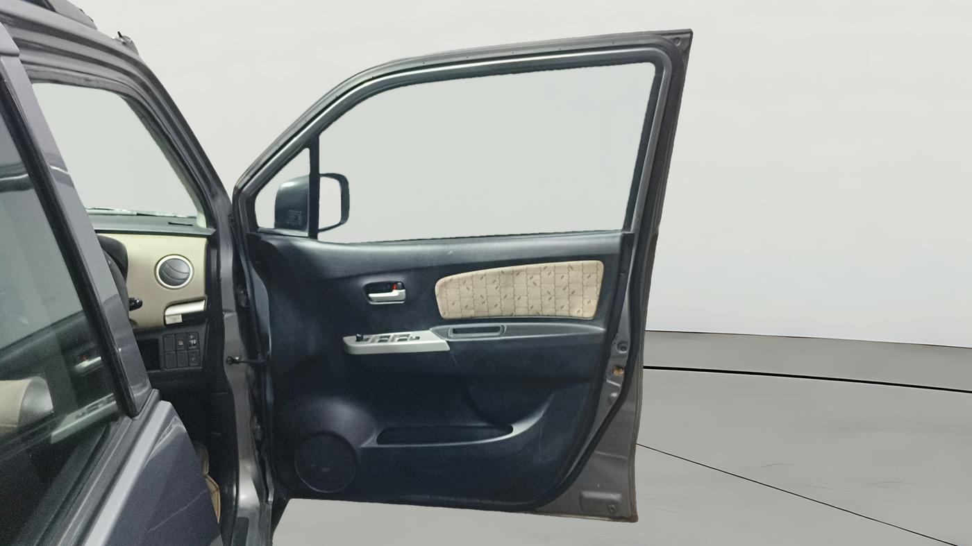 2016 Maruti Wagon R 1.0 VXI, Petrol, Manual, 73,292 km, RHS Front Door