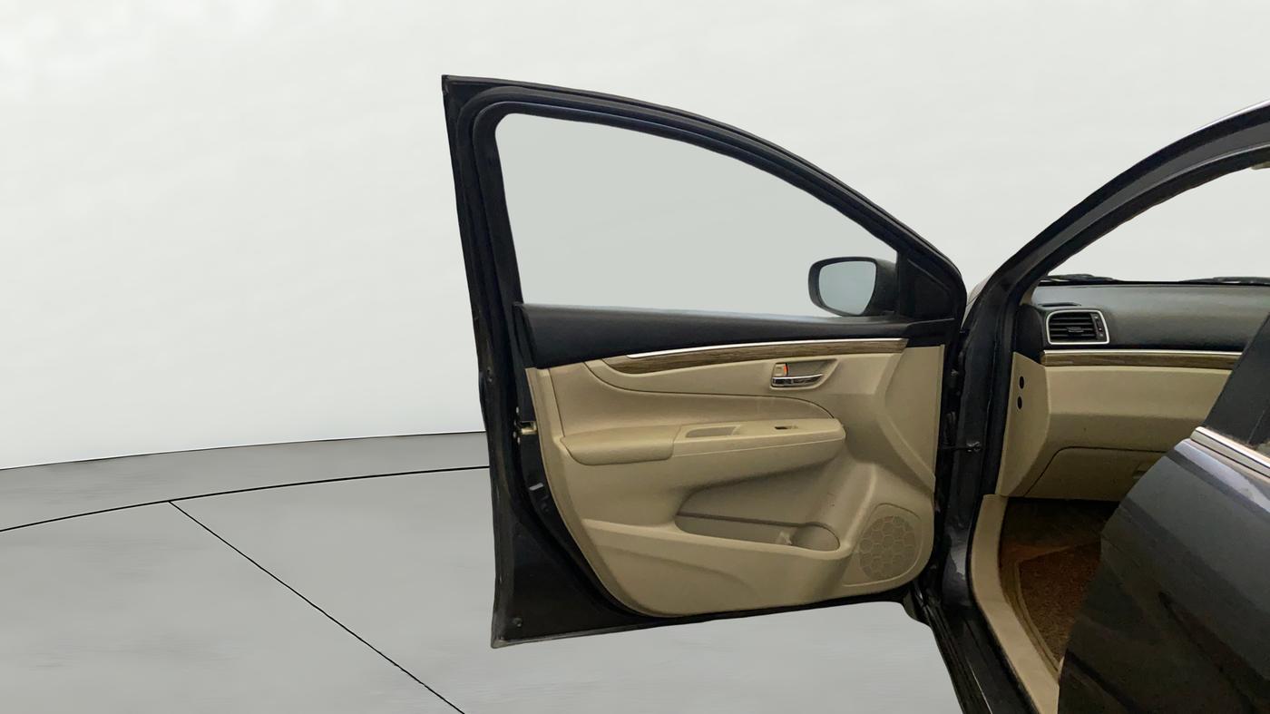 2023 Maruti Ciaz ZETA 1.5 SHVS MT PETROL, Petrol, Manual, 70,512 km, LHS Front Door