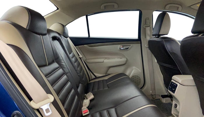2021 Maruti Ciaz SIGMA 1.5 SHVS MT  PETROL, Petrol, Manual, 13,264 km, Right Side Rear Door Cabin