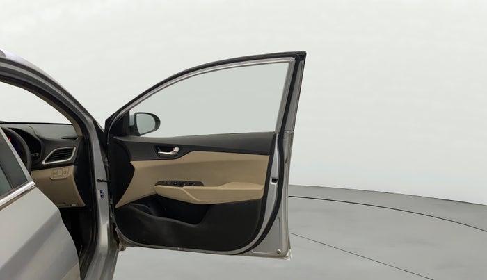 2019 Hyundai Verna 1.4 E PETROL, Petrol, Manual, 42,482 km, RHS Front Door