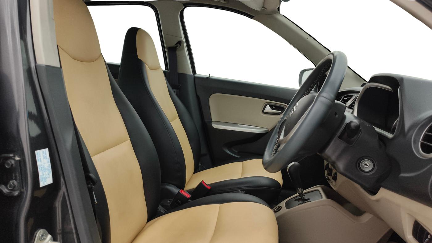 2019 Maruti Alto K10 VXI AMT, Petrol, Automatic, 29,611 km, Right Side Front Door Cabin