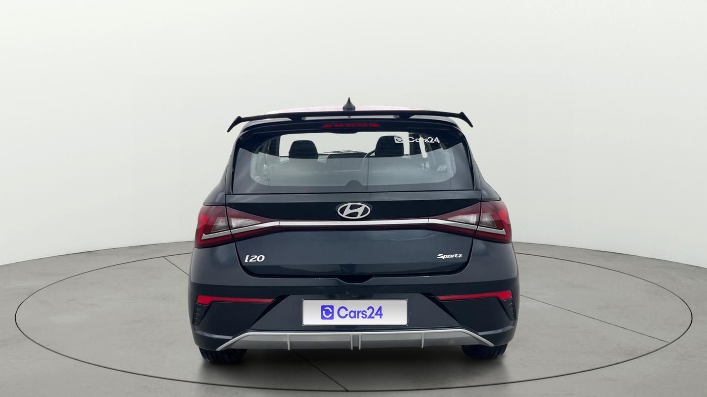 2024 Hyundai NEW I20 Sportz (O) 1.2 IVT, Petrol, Automatic, 37,895 km, Back/Rear
