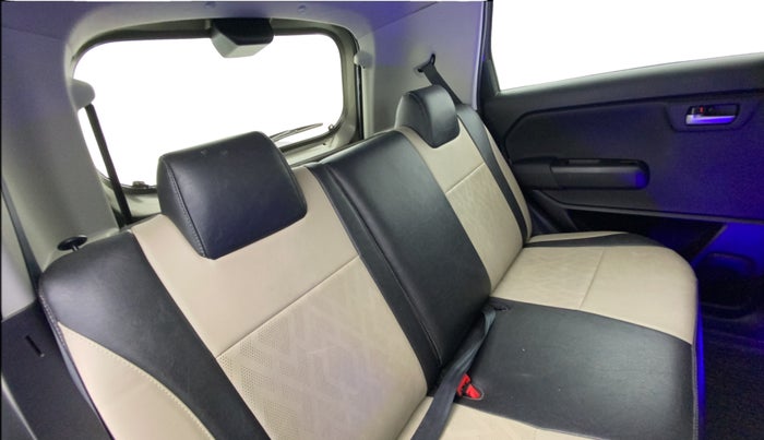 2020 Maruti New Wagon-R ZXI 1.2, Petrol, Manual, 45,744 km, Right Side Rear Door Cabin