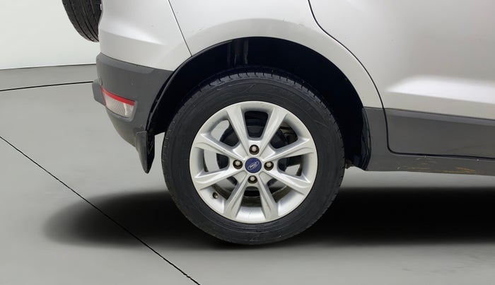 2019 Ford Ecosport TITANIUM 1.5L DIESEL, Diesel, Manual, 1,05,054 km, Right Rear Wheel