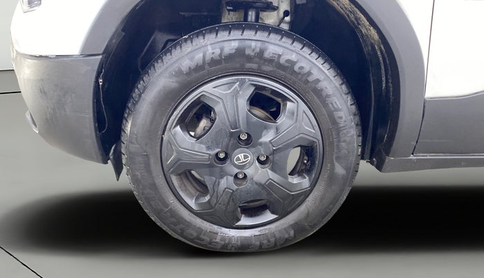 2025 Tata PUNCH Accomplished Plus (S) AMT, Petrol, Automatic, 9,348 km, Left Front Wheel