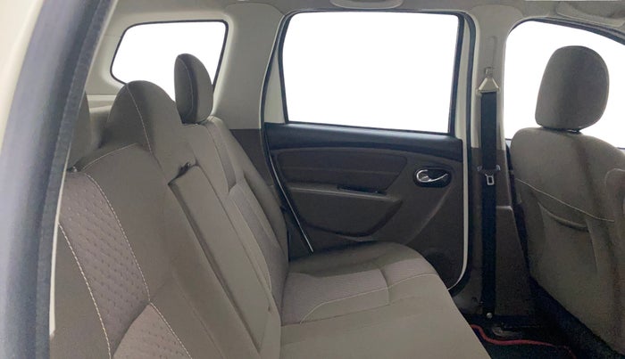 2018 Renault Duster 110 PS RXZ DIESEL, Diesel, Manual, 40,910 km, Right Side Rear Door Cabin