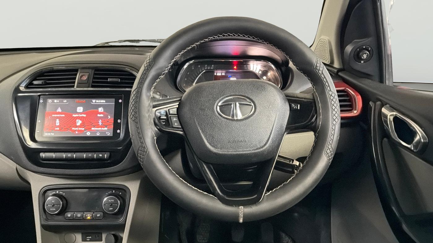 2019 Tata Tiago XZ PLUS PETROL, Petrol, Manual, 87,296 km, Steering Wheel Close Up