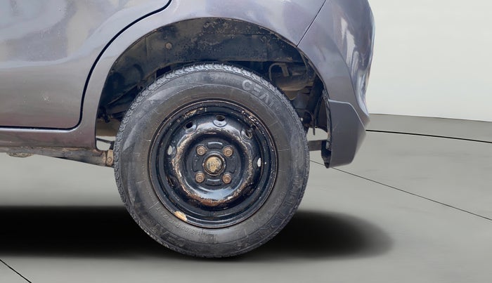 2015 Maruti Alto 800 LXI, Petrol, Manual, 91,091 km, Left Rear Wheel