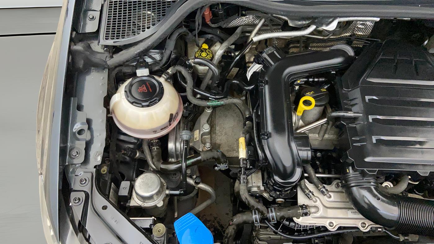 2021 Volkswagen Vento HIGHLINE PLUS 1.0L TSI AT, Petrol, Automatic, 68,261 km, Engine View - Right