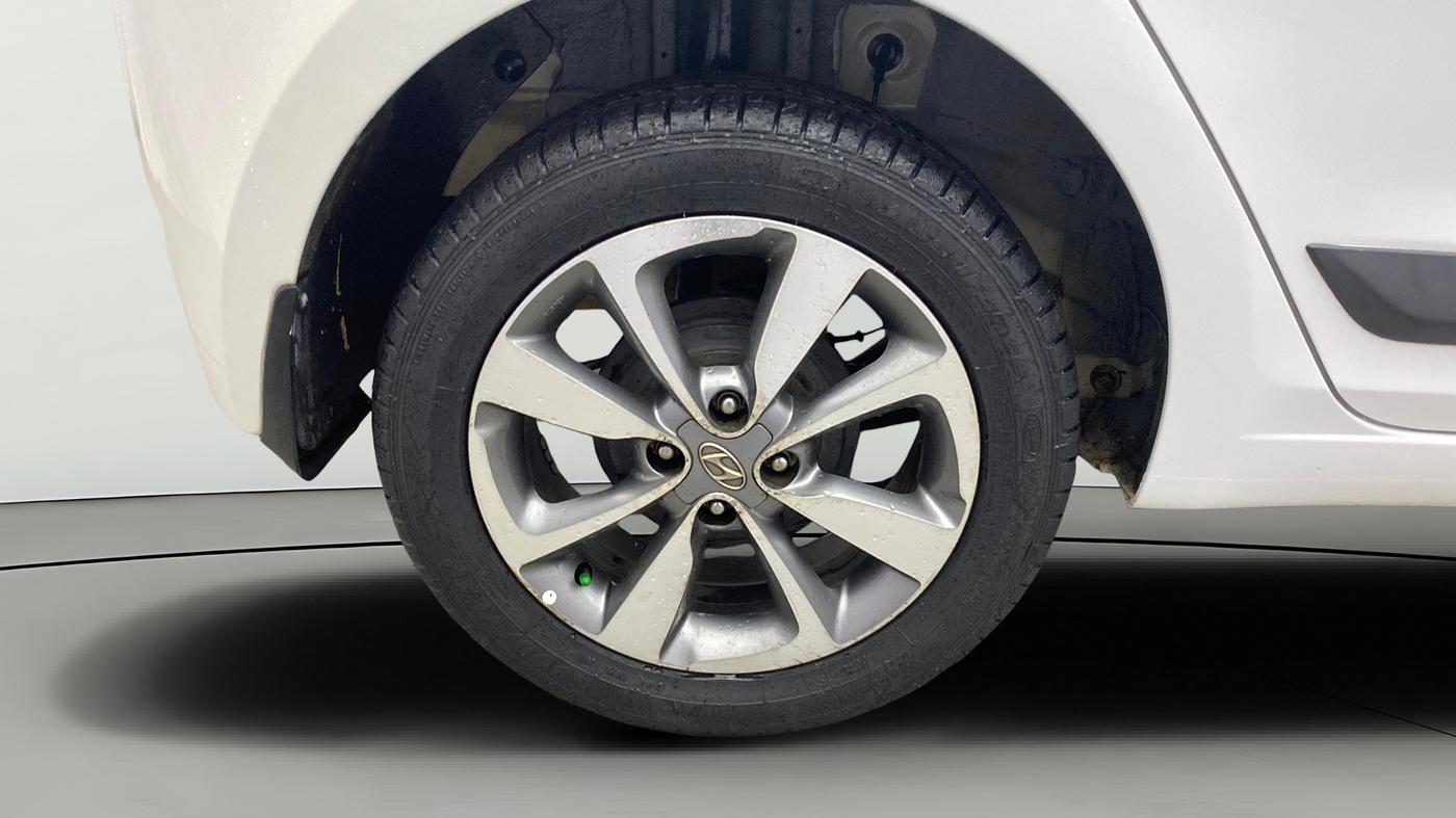 2016 Hyundai Elite i20 ASTA 1.2 (O), Petrol, Manual, 53,515 km, Right Rear Wheel