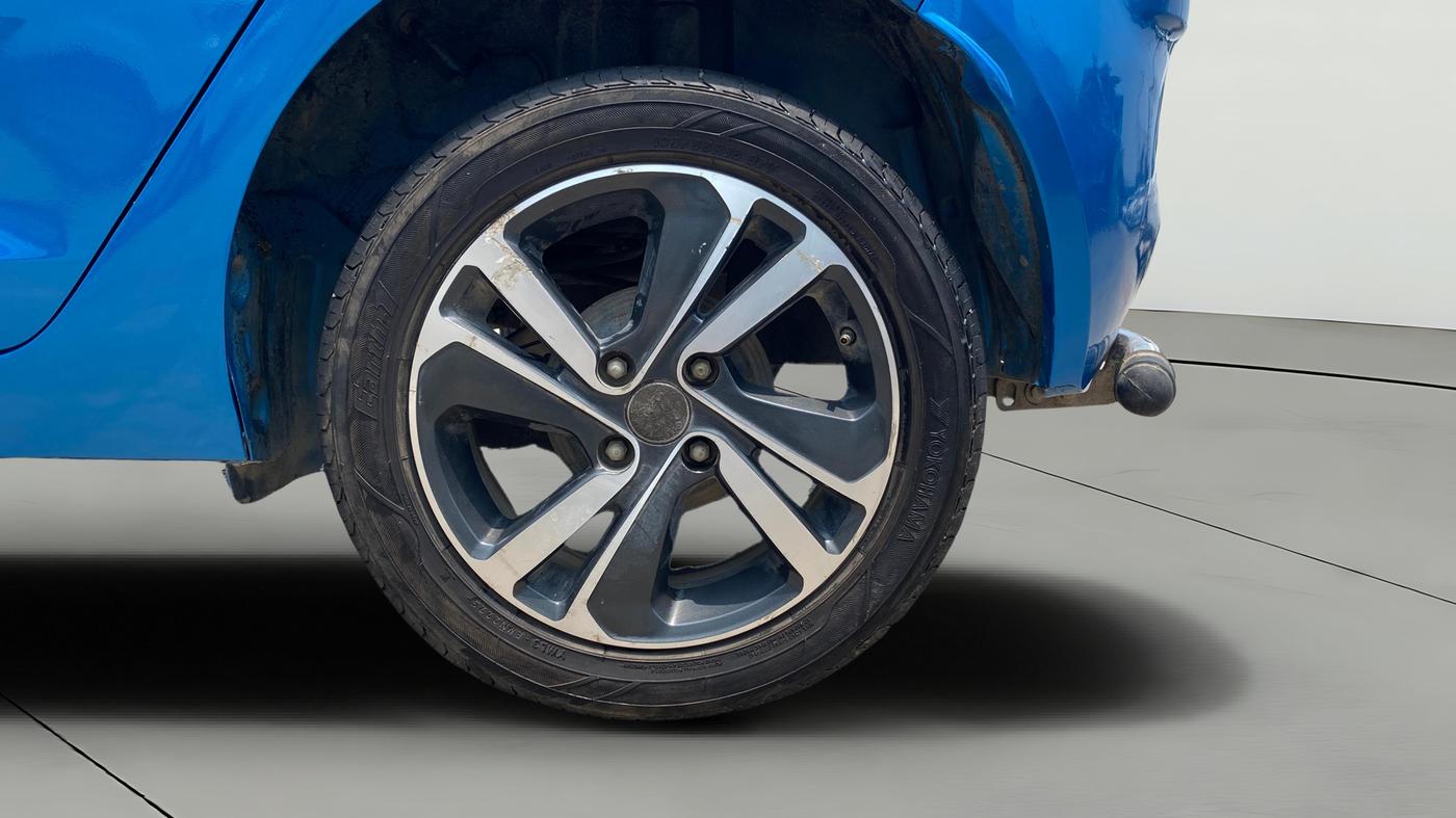 2021 Tata ALTROZ XZ PLUS I-TURBO PETROL, Petrol, Manual, 53,853 km, Left Rear Wheel