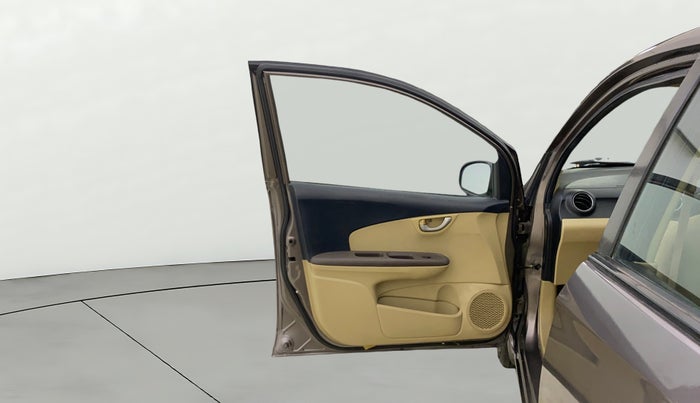 2013 Honda Brio VX MT, Petrol, Manual, 1,06,631 km, LHS Front Door