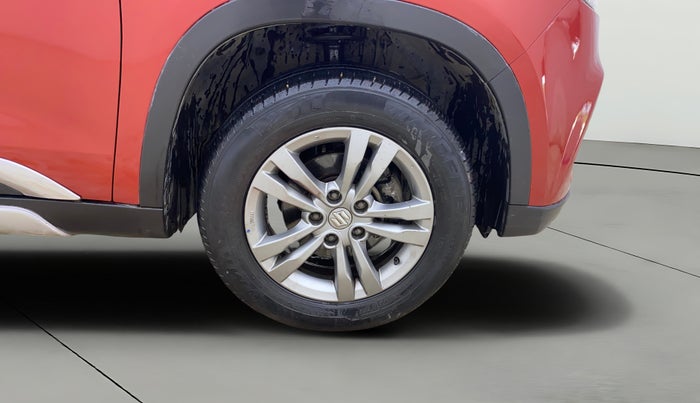 2017 Maruti Vitara Brezza ZDI PLUS DUAL TONE, Diesel, Manual, 71,121 km, Right Front Wheel