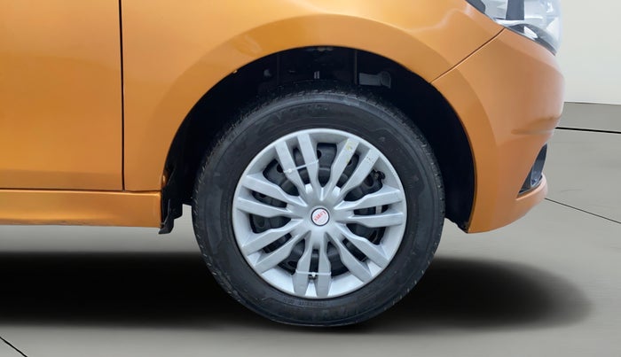 2017 Tata Tiago XT PETROL, CNG, Manual, 46,328 km, Right Front Wheel
