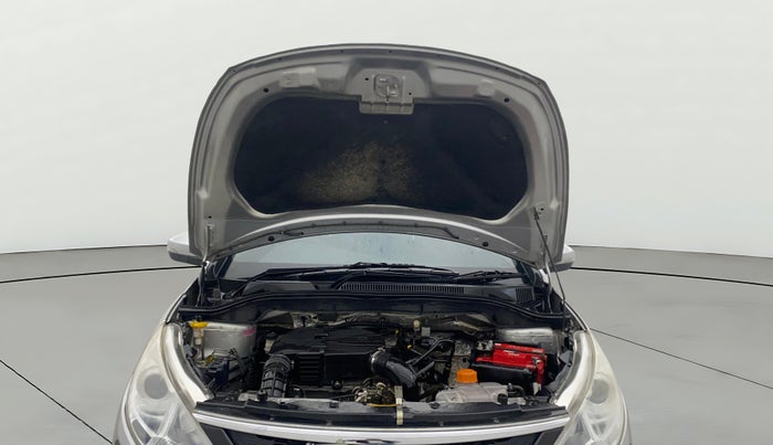 2014 Tata Zest XMS PETROL, Petrol, Manual, 28,842 km, Open Bonet